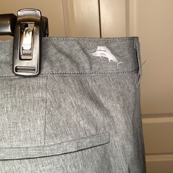 Mens Tommy Bahama Performance Golf Shorts 38x8 charcoal - Picture 3 of 5